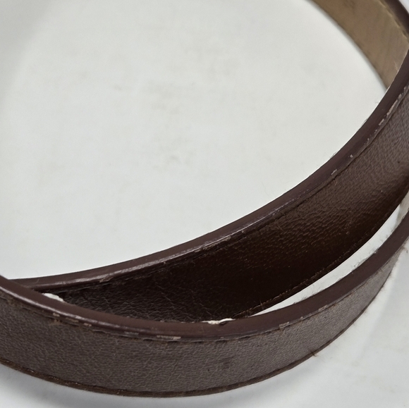 MICHAEL KORS BROWN LEATHER BELT GOLD TONE BUCKLE BELT HOLES WOMEN MEDIUM CLASSIC - Picture 4 of 16